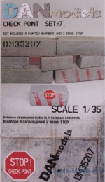 DAN35207 Concrete barriers (set 7)